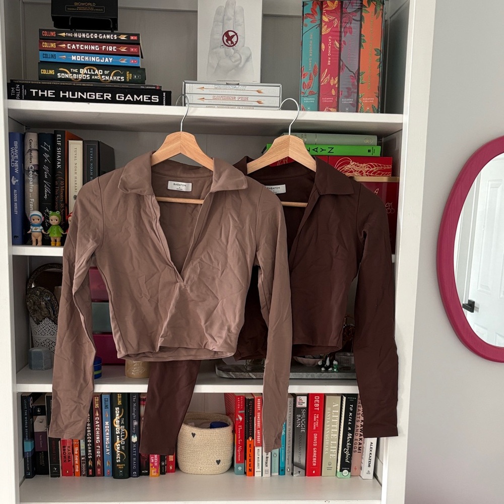 BNWOT babaton aritzia size S polo cropped contour top bundle x2 - Picture 1 of 6